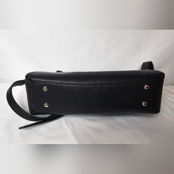 GUESS Noelle triple compartment faux-leather women's small crossbody bag - Black - Picture 6 of 13